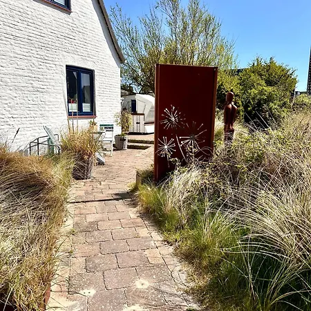 Apartment Duenennest Sylt - Traumhafter Garten & Kamin Im Herzen Von
