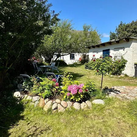 Duenennest Sylt - Privatgarten Mit Leuchtturmblick Im Herzen Von * Hörnum