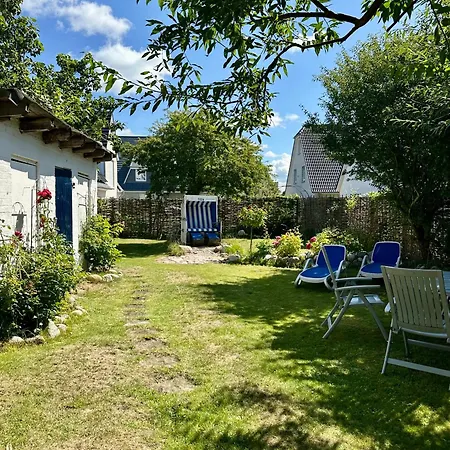 Duenennest Sylt - Privatgarten Mit Leuchtturmblick Im Herzen Von